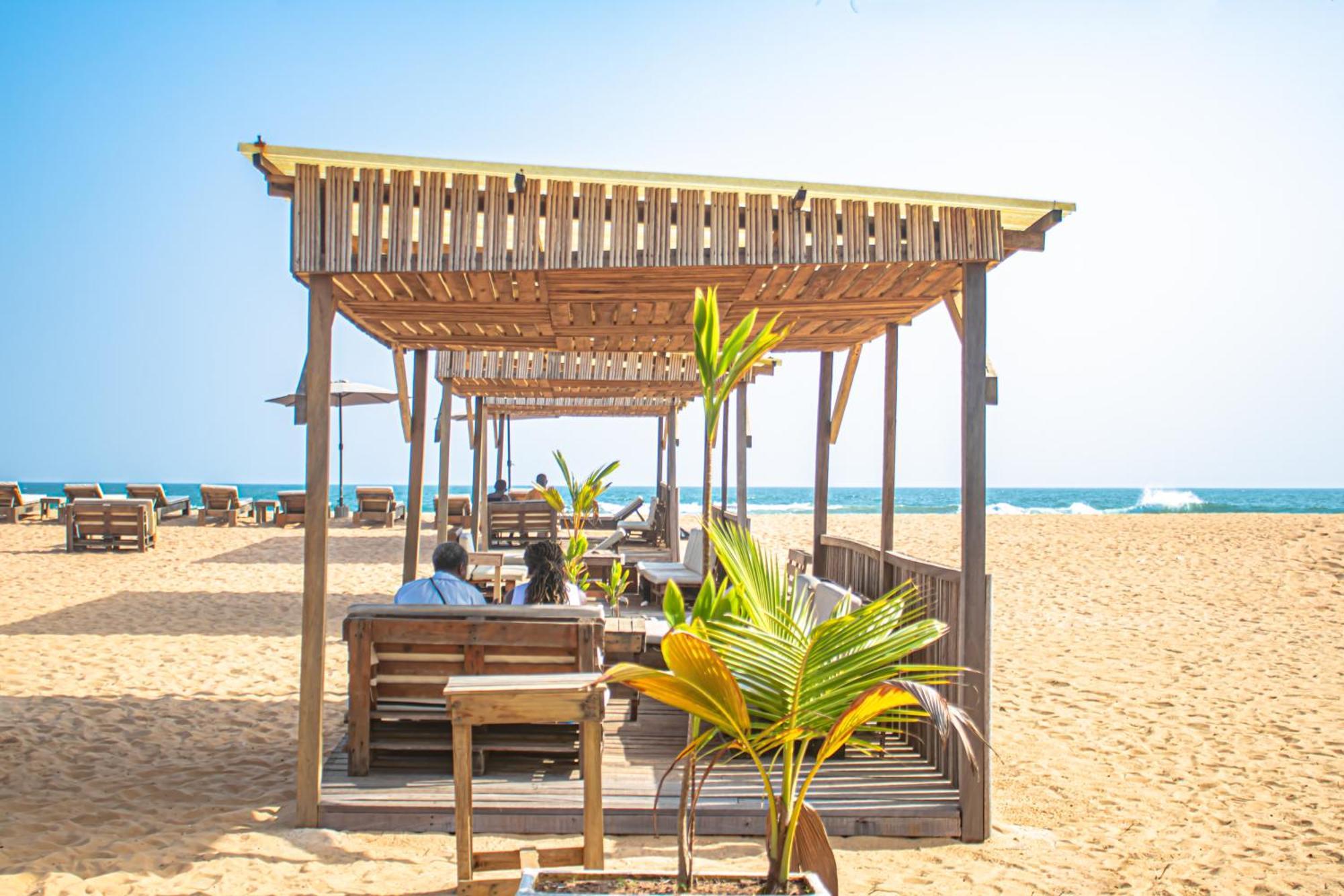 Enotel Beach Hotel ซอง-เปโดร ภายนอก รูปภาพ