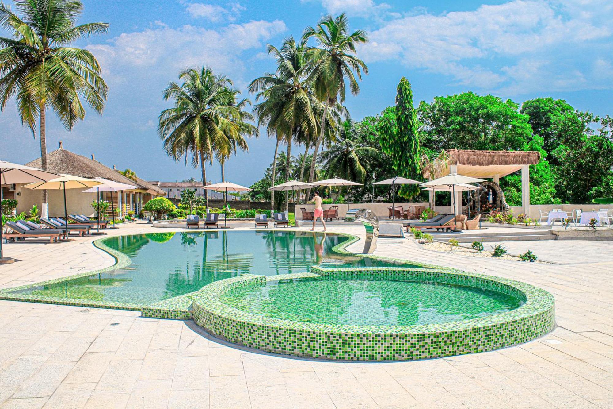 Enotel Beach Hotel ซอง-เปโดร ภายนอก รูปภาพ