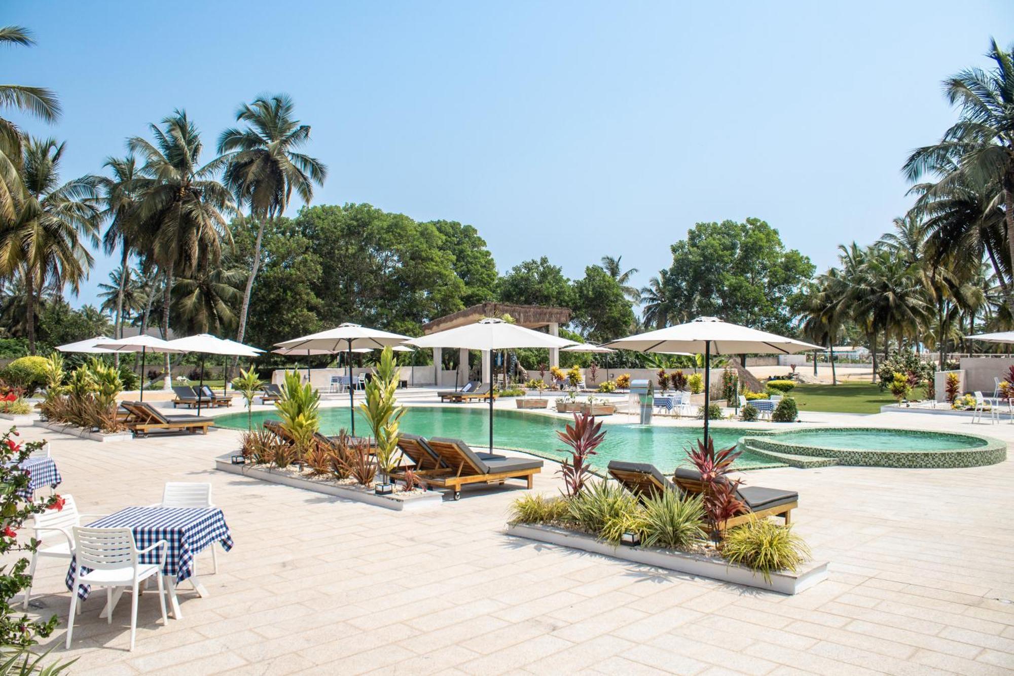 Enotel Beach Hotel ซอง-เปโดร ภายนอก รูปภาพ